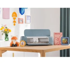 Cricut Maker 4 + Essentials-Bundle