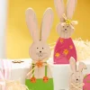 VBS Holz-Hasen "Bonni und Blümchen", 2er-Set